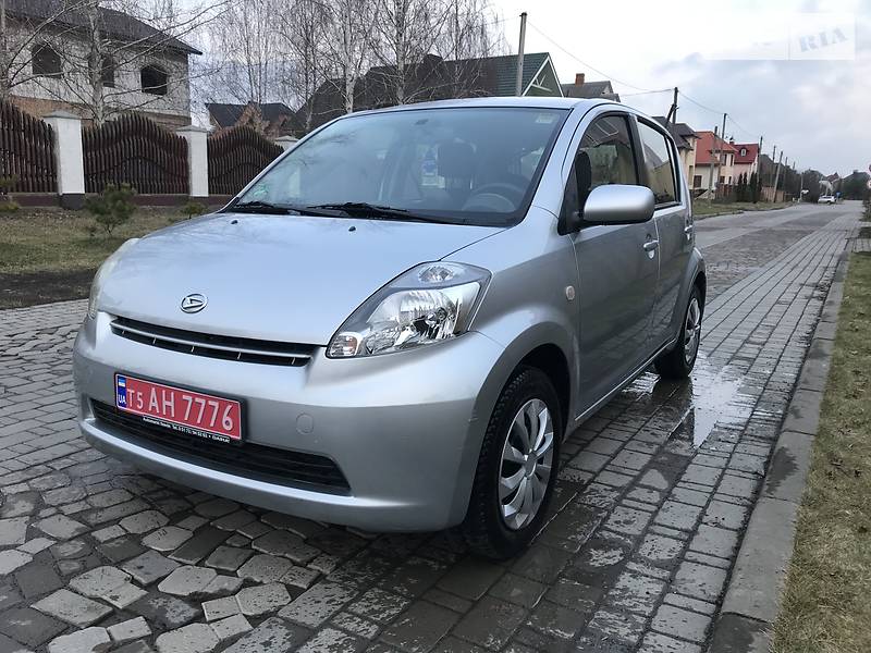 Хэтчбек Daihatsu Sirion 2007 в Луцке