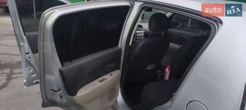 Хетчбек Daihatsu Sirion 2005 в Першотравенську