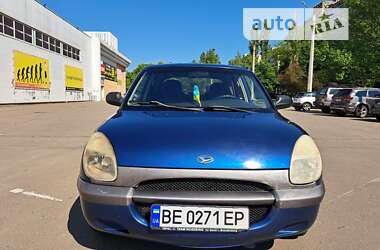 Хэтчбек Daihatsu Sirion 1999 в Николаеве