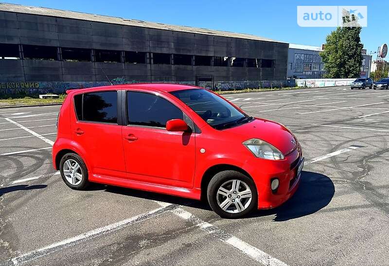 Daihatsu Sirion 2006