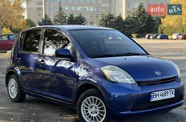 Хетчбек Daihatsu Sirion 2005 в Чорноморську