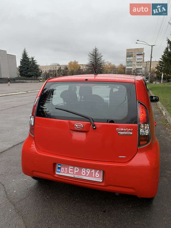 Хэтчбек Daihatsu Sirion 2010 в Ровно