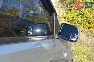 Хэтчбек Daihatsu Sirion 2007 в 