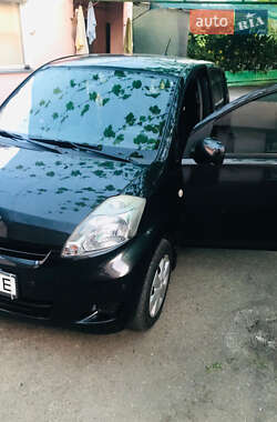 Хэтчбек Daihatsu Sirion 2007 в Макарове