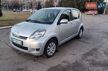 Хетчбек Daihatsu Sirion 2010 в Рівному