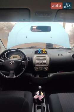 Хетчбек Daihatsu Sirion 2008 в 