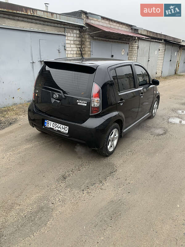 Хэтчбек Daihatsu Sirion 2006 в Полтаве