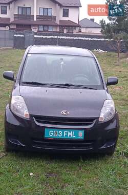 Хетчбек Daihatsu Sirion 2010 в Тернополі