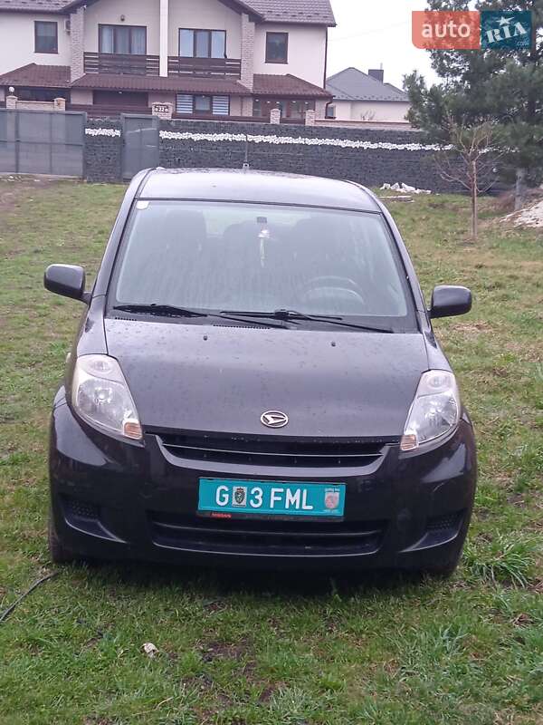 Хэтчбек Daihatsu Sirion 2010 в Тернополе