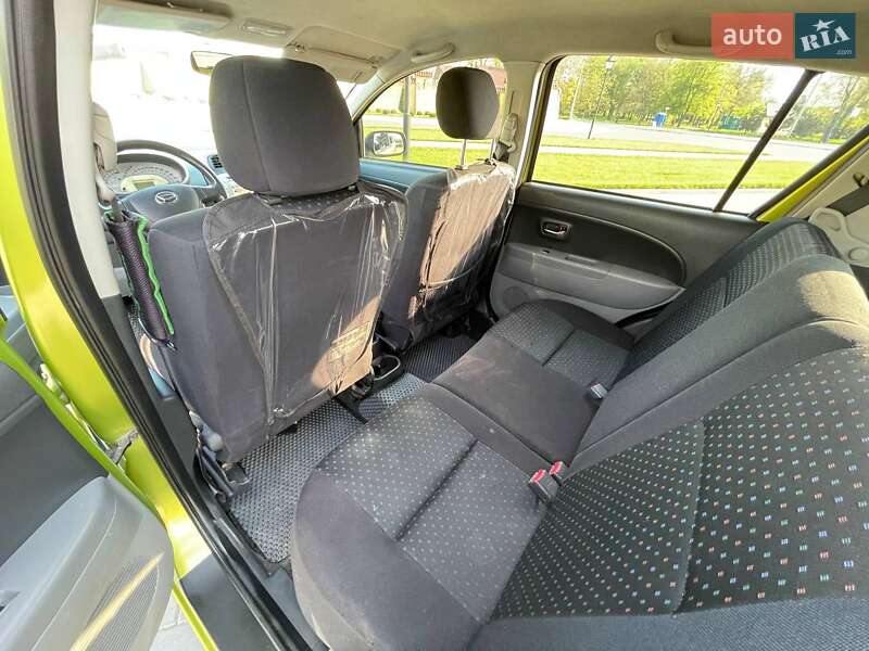 Хетчбек Daihatsu Sirion 2008 в Ізмаїлі