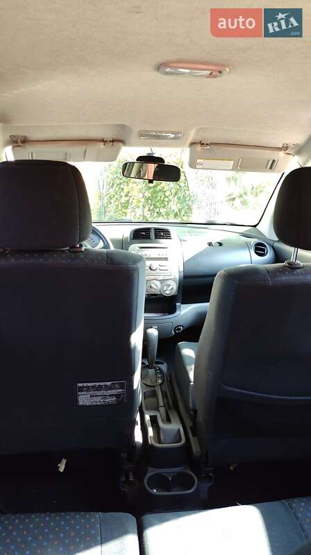 Хэтчбек Daihatsu Sirion 2008 в Броварах