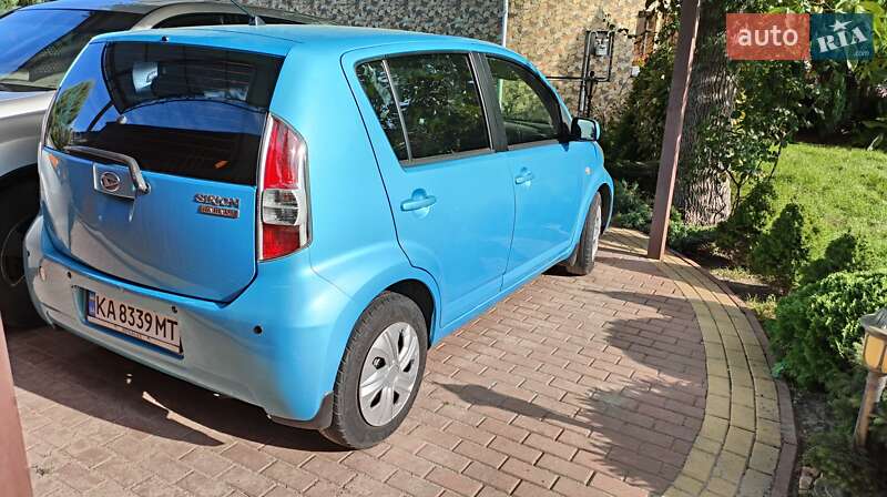 Хэтчбек Daihatsu Sirion 2008 в Броварах