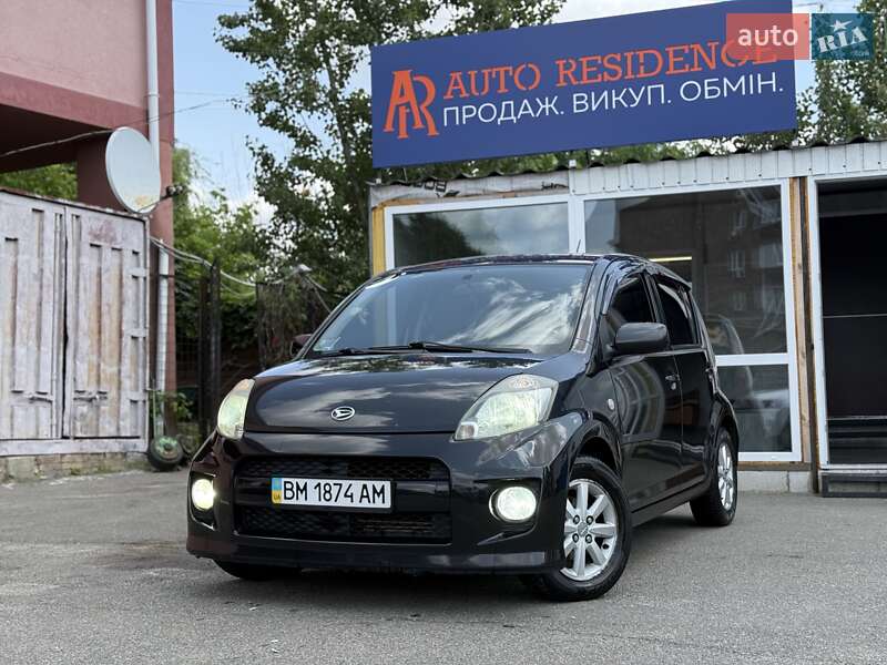 Хэтчбек Daihatsu Sirion 2008 в 