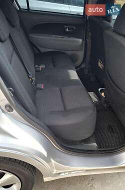Хетчбек Daihatsu Sirion 2009 в 