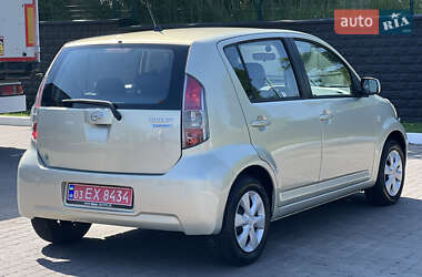 Хэтчбек Daihatsu Sirion 2007 в 