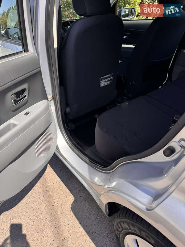 Хэтчбек Daihatsu Sirion 2007 в Одессе фото 10 Хэтчбек Daihatsu Sirion 2007 в Одессе