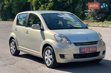 Хетчбек Daihatsu Sirion 2007 в Рівному