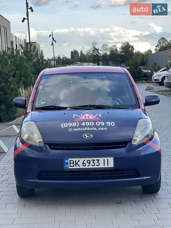 Хэтчбек Daihatsu Sirion 2005 в Хмельницком