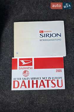 Хэтчбек Daihatsu Sirion 2005 в 