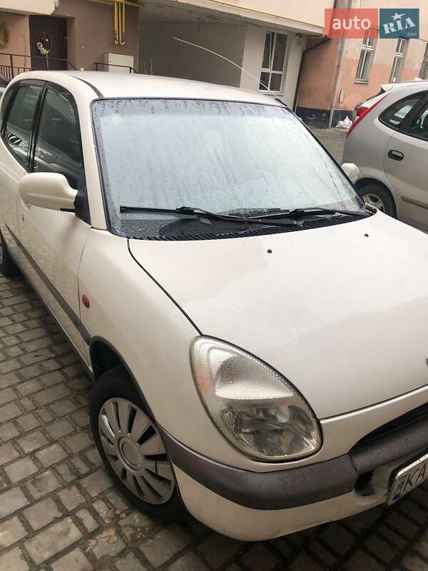 Хэтчбек Daihatsu Sirion 2001 в Львове фото 4 Хэтчбек Daihatsu Sirion 2001 в Львове