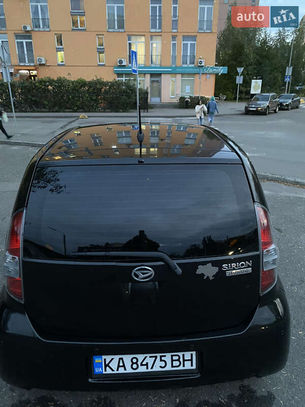 Хэтчбек Daihatsu Sirion 2008 в Киеве