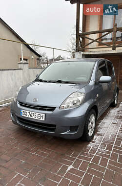 Хетчбек Daihatsu Sirion 2007 в Чернівцях