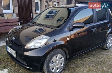 Хетчбек Daihatsu Sirion 2007 в Дрогобичі