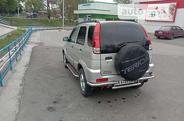 Внедорожник / Кроссовер Daihatsu Terios 2004 в Измаиле
