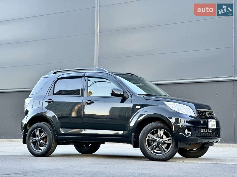 Daihatsu Terios 2012