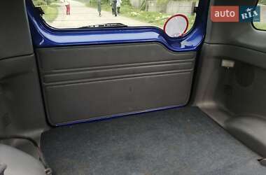 Внедорожник / Кроссовер Daihatsu Terios 2000 в 