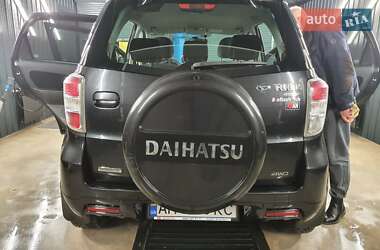 Внедорожник / Кроссовер Daihatsu Terios 2011 в 
