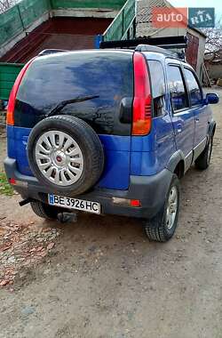 Позашляховик / Кросовер Daihatsu Terios 1999 в 