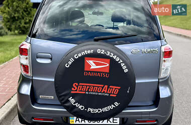 Позашляховик / Кросовер Daihatsu Terios 2010 в 