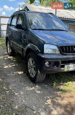 Внедорожник / Кроссовер Daihatsu Terios 2004 в 