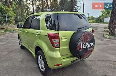 Внедорожник / Кроссовер Daihatsu Terios 2006 в 