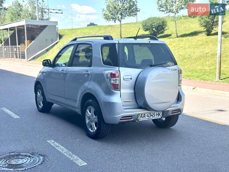 Внедорожник / Кроссовер Daihatsu Terios 2011 в Чернигове