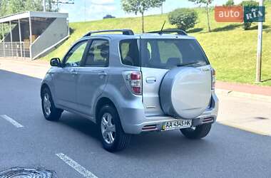 Внедорожник / Кроссовер Daihatsu Terios 2011 в 