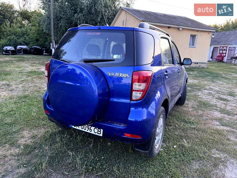Позашляховик / Кросовер Daihatsu Terios 2008 в Каневі