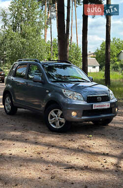 Внедорожник / Кроссовер Daihatsu Terios 2011 в 