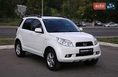 Позашляховик / Кросовер Daihatsu Terios 2008 в 