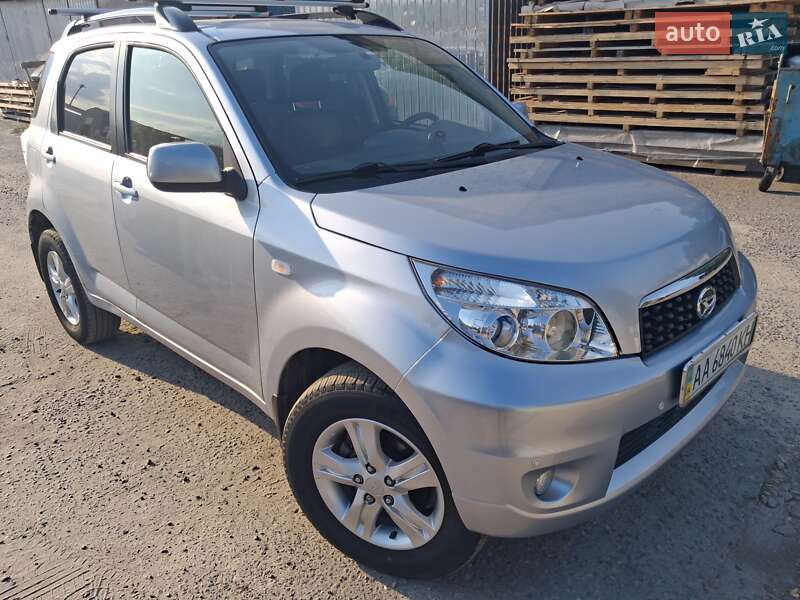 Внедорожник / Кроссовер Daihatsu Terios 2010 в Киеве