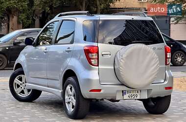 Внедорожник / Кроссовер Daihatsu Terios 2006 в 