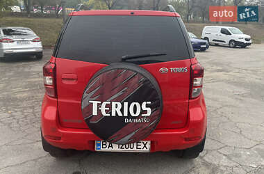 Позашляховик / Кросовер Daihatsu Terios 2007 в 