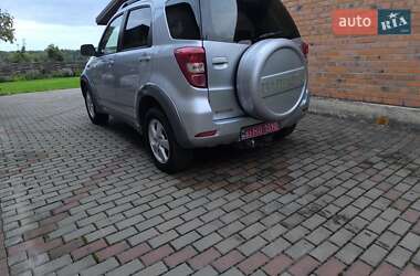 Позашляховик / Кросовер Daihatsu Terios 2008 в 
