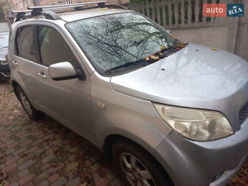 Позашляховик / Кросовер Daihatsu Terios 2008 в Києві