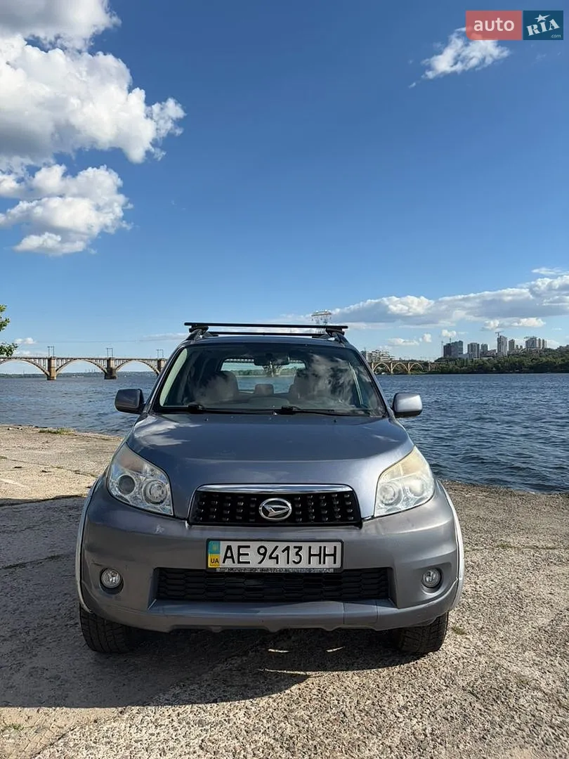 2011 Daihatsu Terios - мініатюра 2