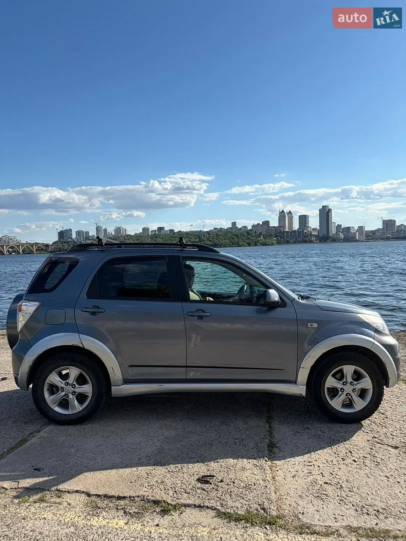 2011 Daihatsu Terios - мініатюра 3