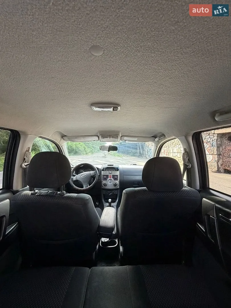 2011 Daihatsu Terios - мініатюра 10