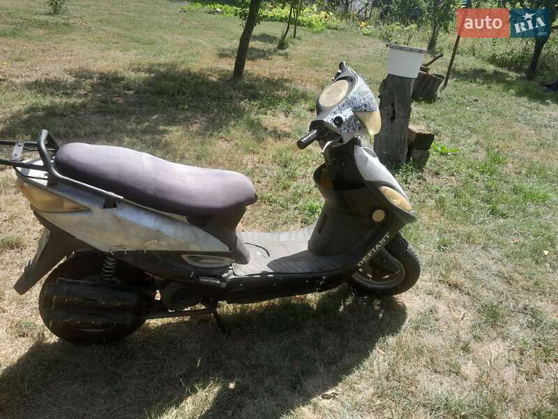 Мопеды Defiant Defiant 2009 в Черкассах фото 4 Мопеды Defiant Defiant 2009 в Черкассах