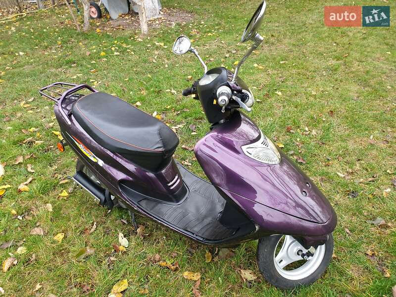 Скутер Defiant Kamei 2006 в Ржищеві